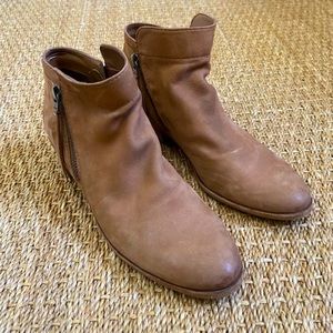 Sam Edelman Packer Leather Booties in Saddle